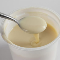 Fotografie kondenzovaného mléka