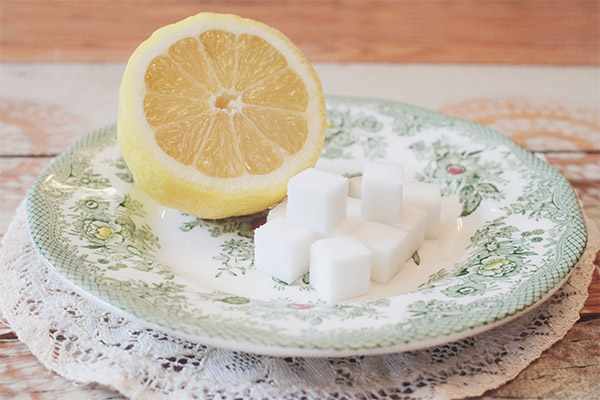 Vad är användbart citron med socker