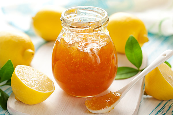 Lemon Jam Recept med Zucchini