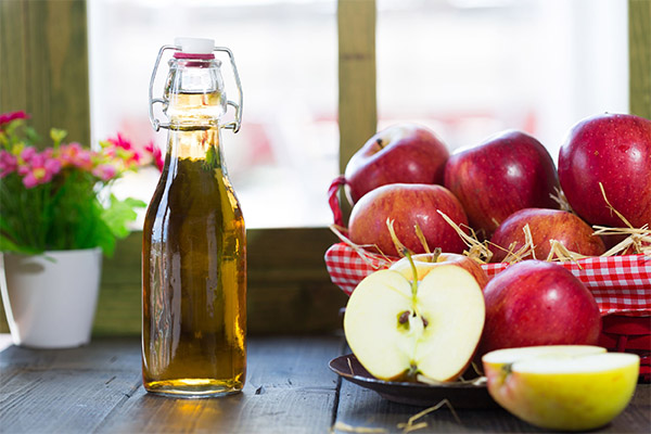 Jak si vybrat a uložit ocet jablečného moštu