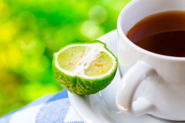 Les bienfaits et les inconvénients du thé à la bergamote
