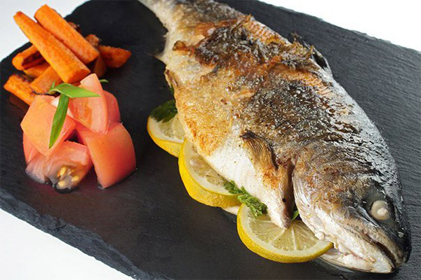 كيفية طهي سمك السلمون كوهو لذيذ
